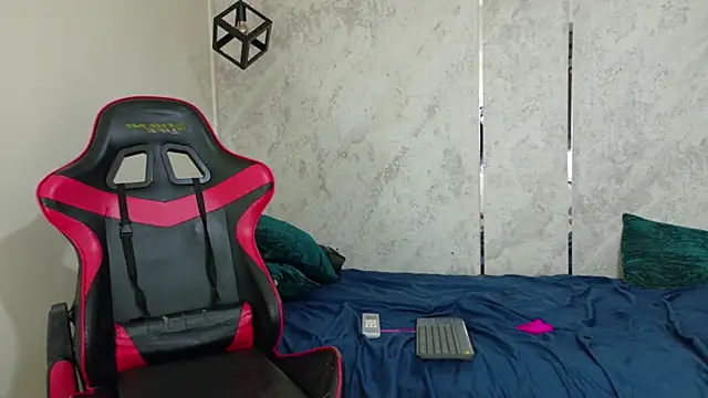 Živý XXX chat emy_0