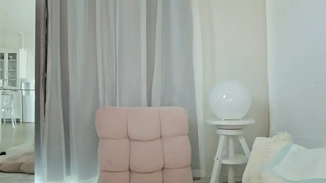 Mio_cherry 即時 XXX 聊天