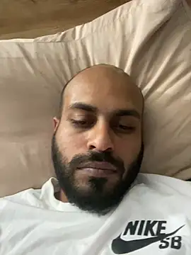 islandvybee55: διαδικτυακό σόου στην κάμερα