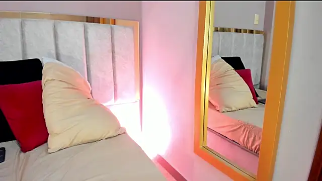 Chat XXX ao vivo de FreyaCameron