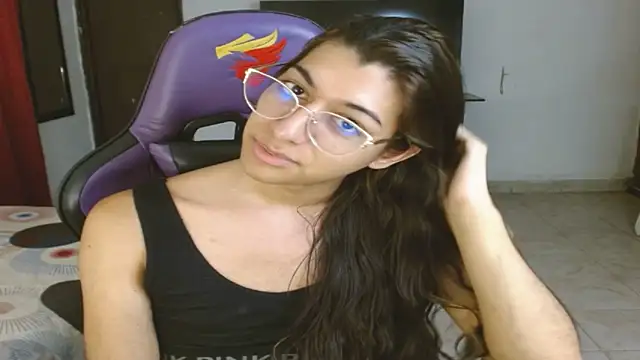 Alanni_parker 即時 XXX 聊天