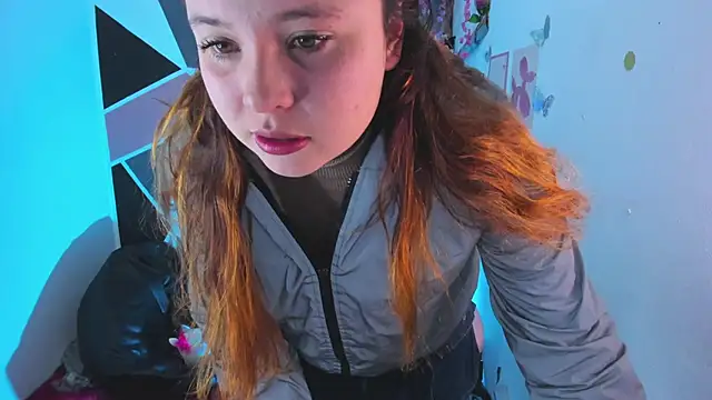 Živý XXX chat little_emma0