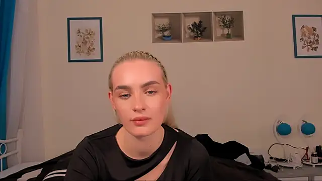 OliviaKisss Adlı Modelin Canlı XXX Sohbeti