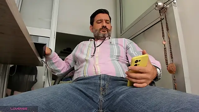 Chat XXX ao vivo de Maxi_thebig_daddy