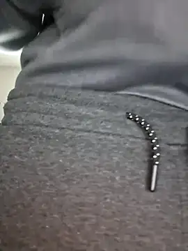 bigboytoy912 网络视讯表演