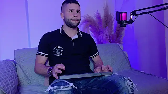 AndyKnoxxn Live XXX chat