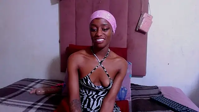 Nikistickyxx25 Live XXX-Chat