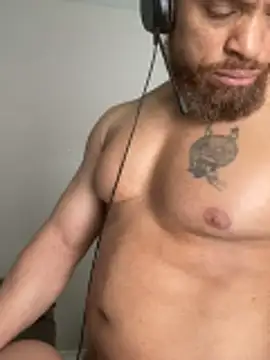 Fathero1time webkamerás műsora