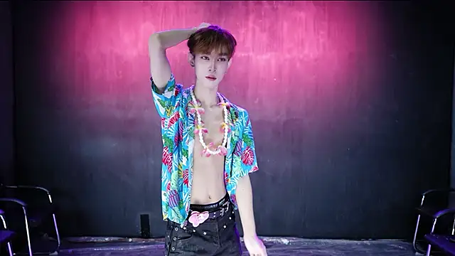 Queen-Vibe – webcam-show