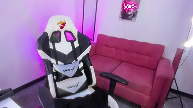 lexy_the_best Adlı Modelin Web Kamerası Şovu