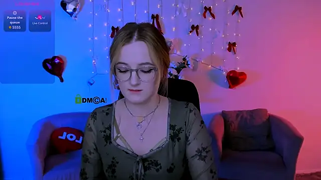 luna_berryy Chat XXX live