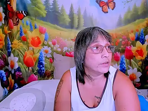 indianroxy Chat XXX live