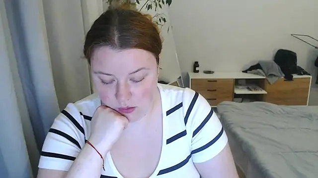 PolinaSalvatore Chat XXX live