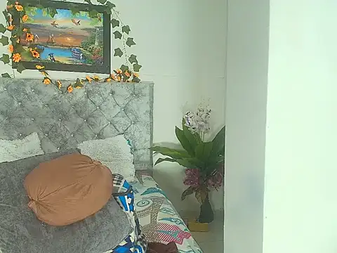 Chat +18 de Natasha_Montero_ ao vivo