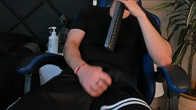 Webkamerová show roan_birkin