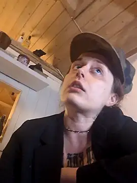 Chat +18 de marijacucu ao vivo