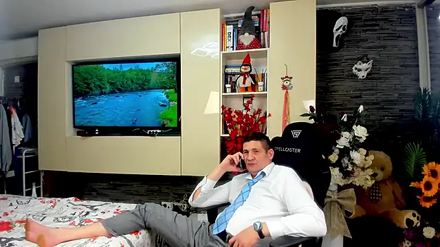 SpartacusDaddy48 Show Webcam