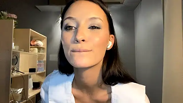 JonnaSzerszen 现场XXX聊天