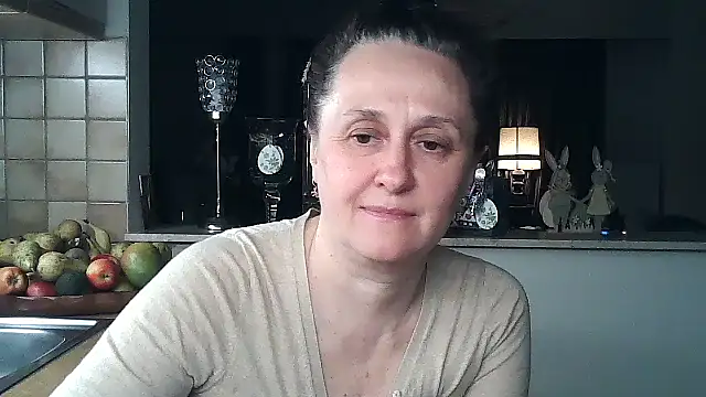 Show modela UllimOhi_ na web-kameri