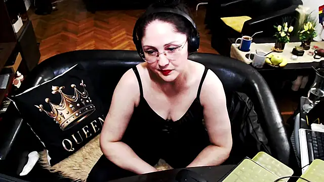 Imperatriza লাইভ XXX চ্যাট