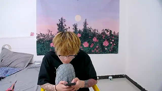 KK-cuteboy Webcam-Show