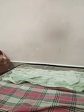 nikkyguddi: онлайн-секс-чат