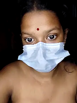 Riya_7888 Pertunjukan Webcam