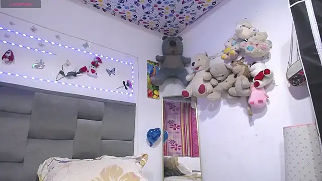 Sharloth_milf's Live XXX Chat