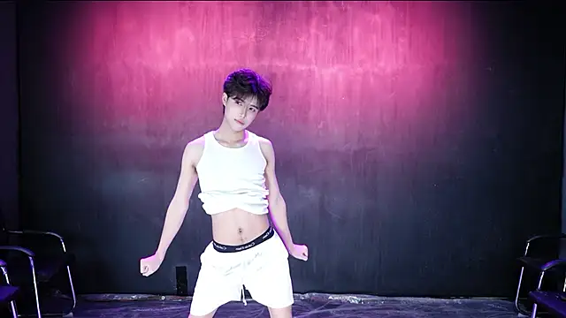 Queen-Vibe Adlı Modelin Web Kamerası Şovu