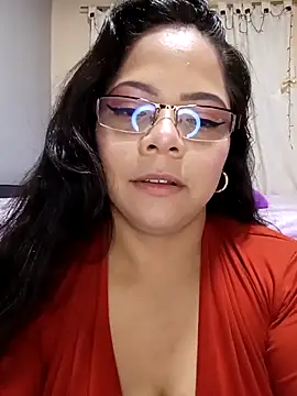 ROUSSE_SINCLAIR's Live XXX Chat