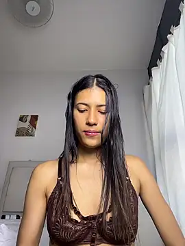 Valentinabaker Chat XXX in diretta