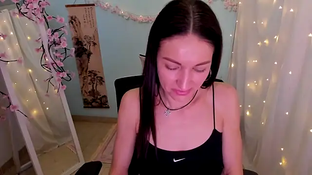 Aurora_Loveu Chat XXX in diretta