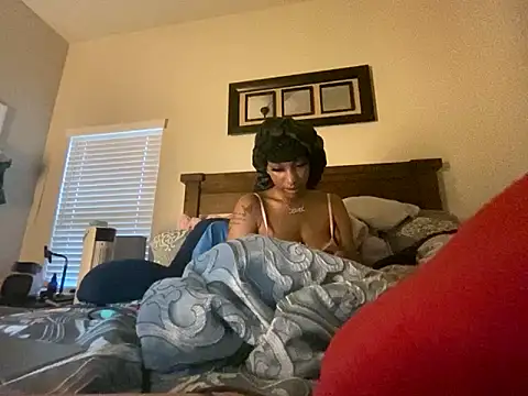 Brooke012's Live XXX Chat