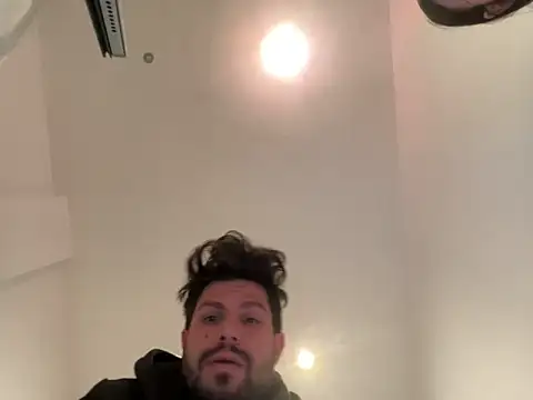 sari237's Live XXX Chat