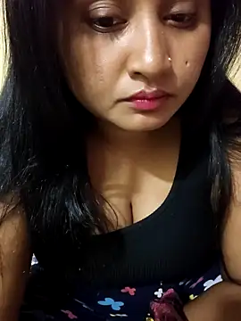 Tridha_2's Live XXX Chat