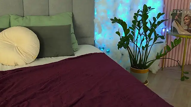 LoriDay's Live XXX Chat