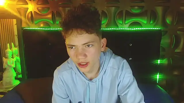 Pertunjukan Kamera Web cruz_dante