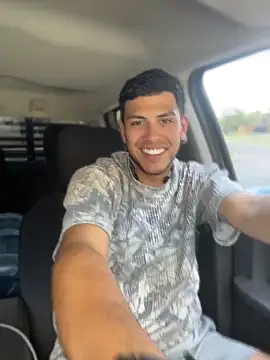 StrokingDaddy4: διαδικτυακό σόου στην κάμερα