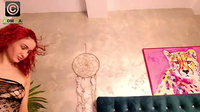 IrisMiley: онлайн-секс-чат