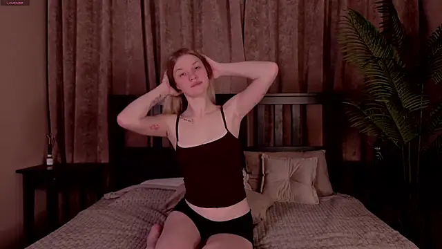 ChristyMarshall's Live XXX Chat