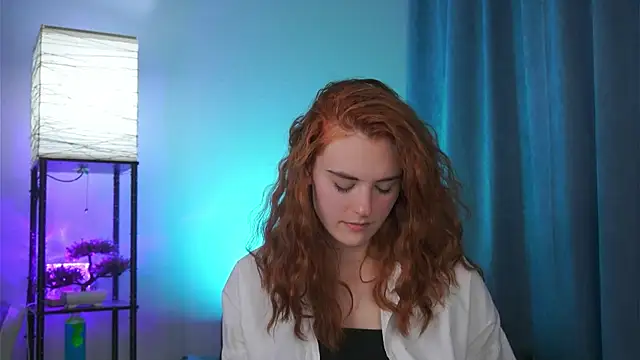 foxy_cute4you's Live XXX Chat