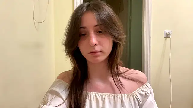 sakuraabloom7 即時 XXX 聊天