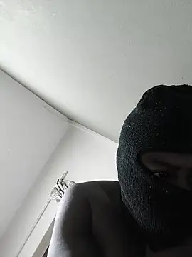 Bra-G Pertunjukan Webcam