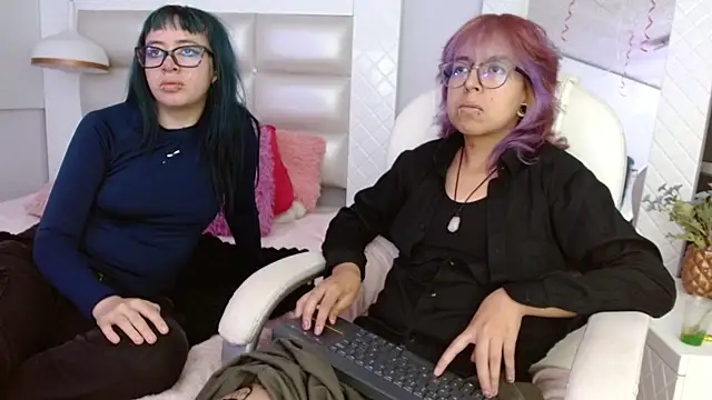 Madewithhelln Webbikameraesitys