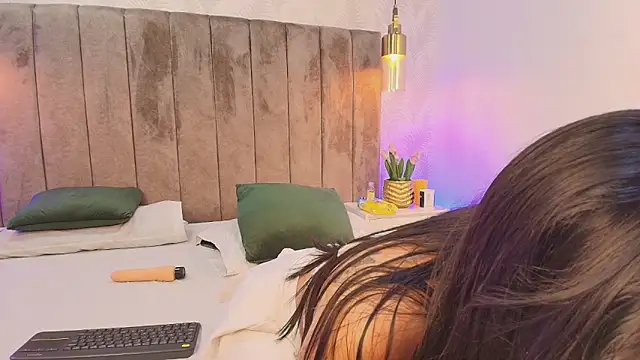 Pocahontas_606 Chat XXX in diretta