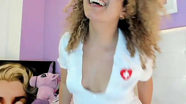 Živý XXX chat Charlotte11-11