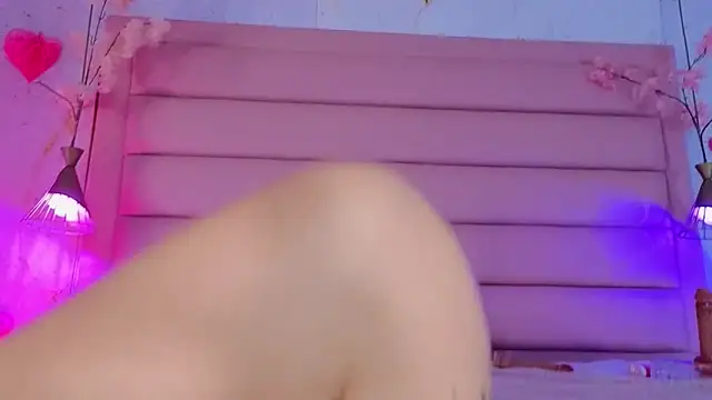 Evangelyne_1 Adlı Modelin Web Kamerası Şovu