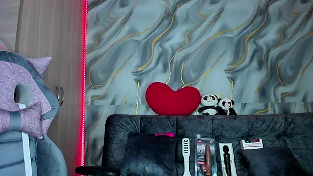 Chatroom XXX en direct de AmberAdams_