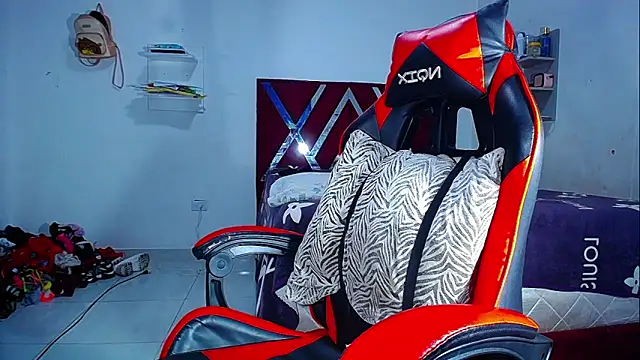 Chatroom XXX en direct de DanisaBrown