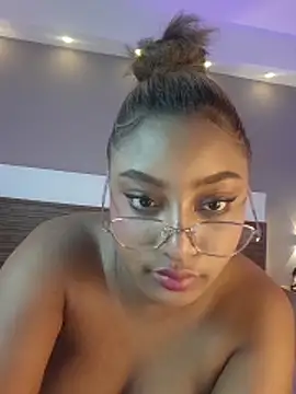 Adelehottman – Naživo XXX chat